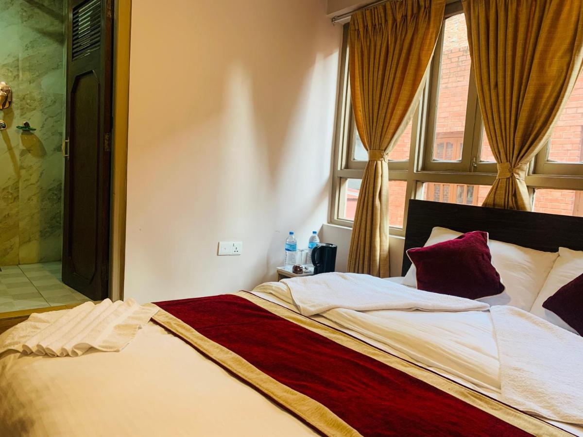 Hotel Central Bhatgoan Eksteriør billede